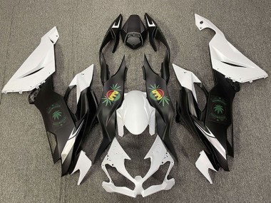 2019-2022 White Black Happy Face Kawasaki ZX6R Motorcycle Fairings Australia