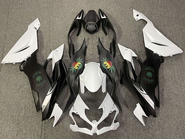 2019-2022 White Black Happy Face Kawasaki ZX6R Motorcycle Fairings Australia
