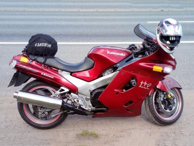 1993-2003 Red Kawasaki ZZR1100 Motorcycle Fairings Australia