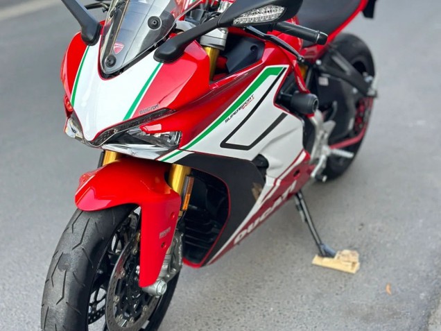 2017-2022 White Red Black Green Ducati Supersport 939/939S Motorcycle Fairings Australia