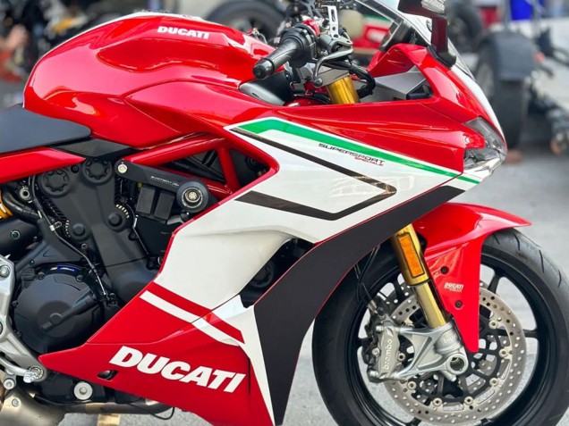 2017-2022 White Red Black Green Ducati Supersport 939/939S Motorcycle Fairings Australia