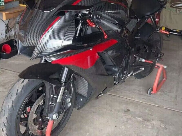 2020-2025 Black Carbon Fiber Red Yamaha YZF 1000 R1 Motorcycle Fairings Australia
