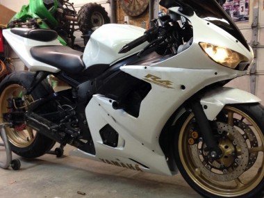 2005 White Gold Yamaha YZF 600 R6 Motorcycle Fairings Australia