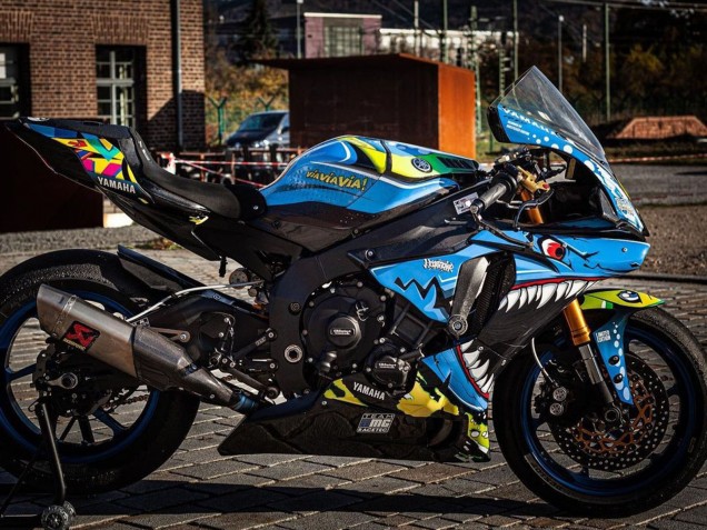 2015-2019 Blue Yellow Shark Yamaha YZF R1 Motorcycle Fairings Australia