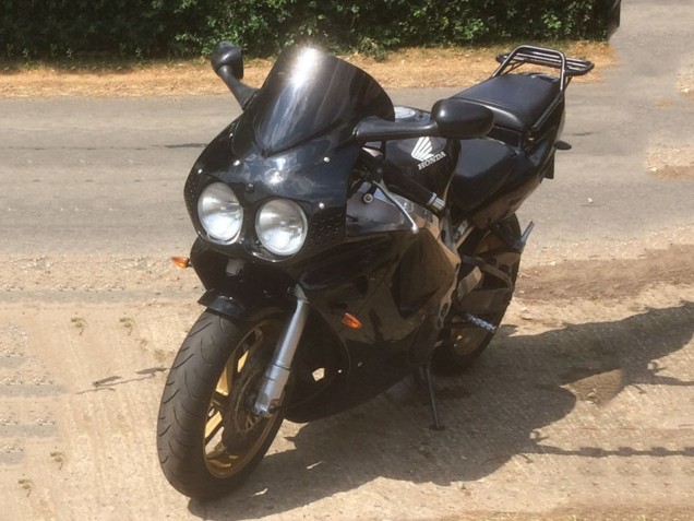 1994-1995 Glossy Black Honda CBR900RR 893 Motorcycle Fairings Australia